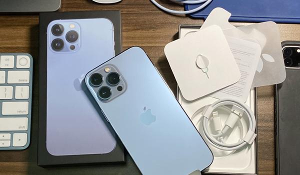 Apple iPhone 13 Pro Unboxed