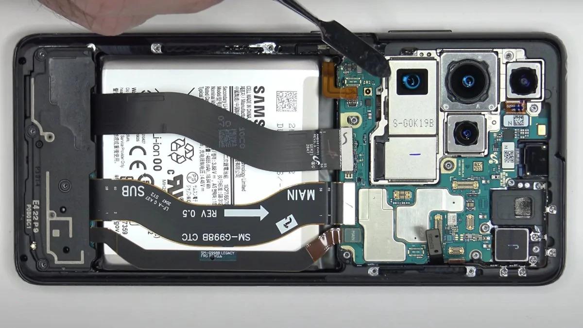 Samsung Galaxy S21 Ultra 5G Inside And Battery
